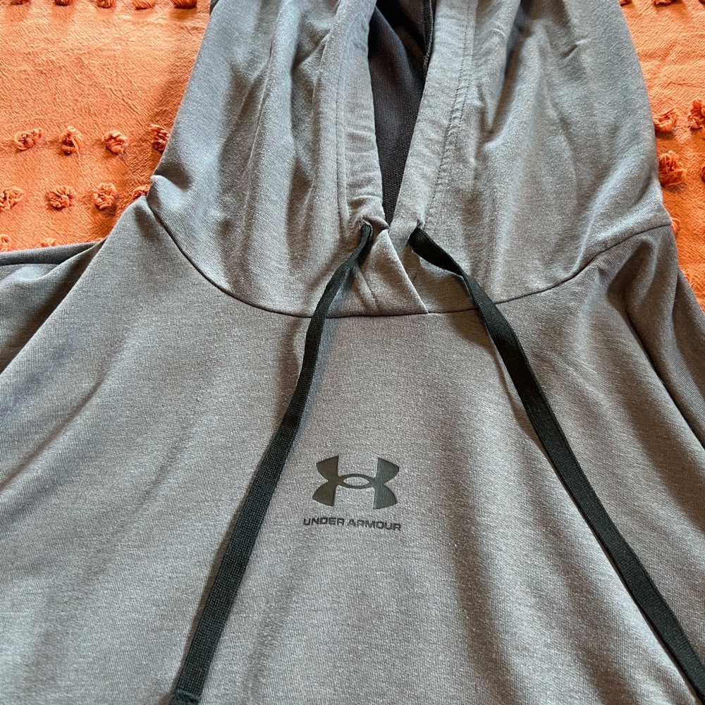 Under Armour Black and Gray Hoodie with side pockets